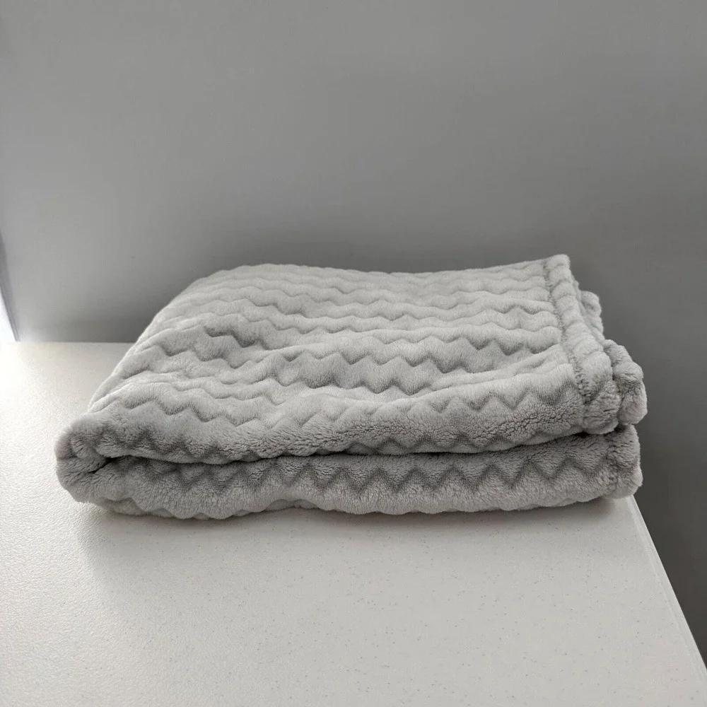 Cloud Island Security Lovey Gray Zigzag‎ Baby Blanket 40